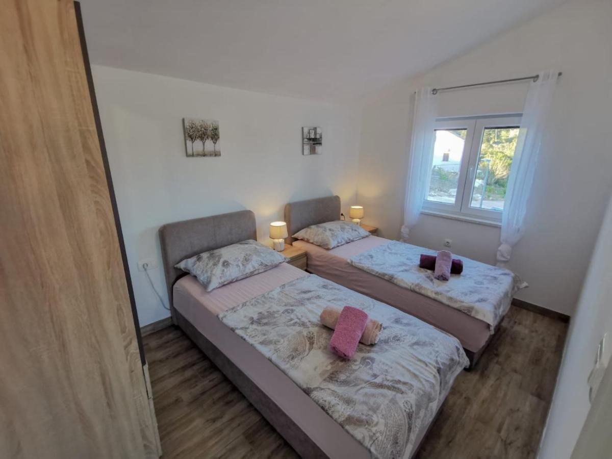Apartmani Goga 2 Molat Buitenkant foto