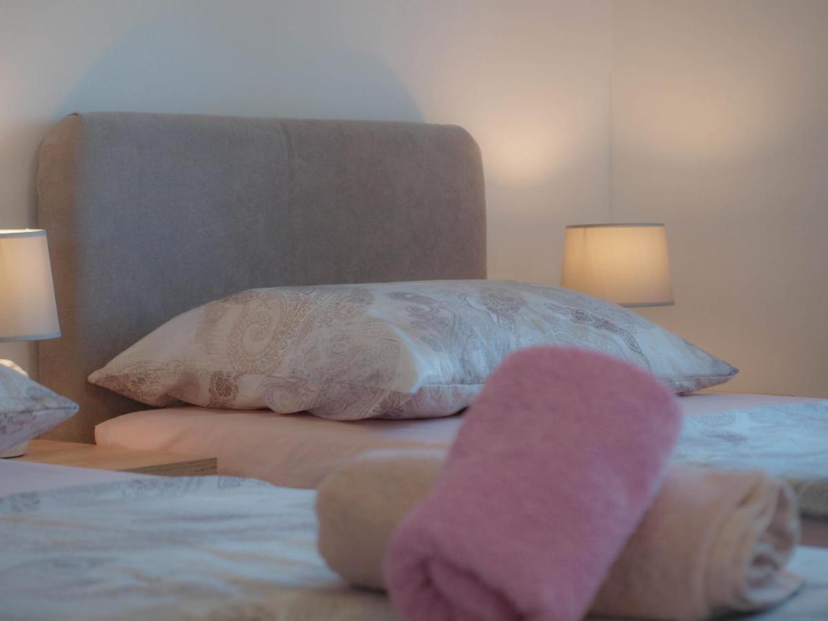 Apartmani Goga 2 Molat Buitenkant foto