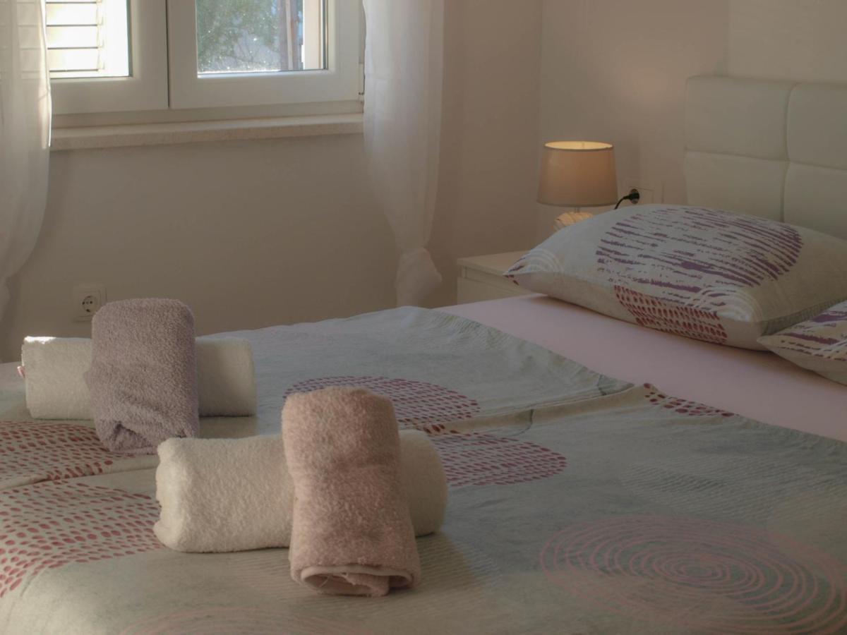 Apartmani Goga 2 Molat Buitenkant foto